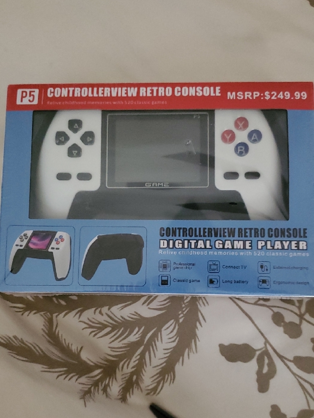 P5 Retro Handheld Game Console 500+ Games NWT